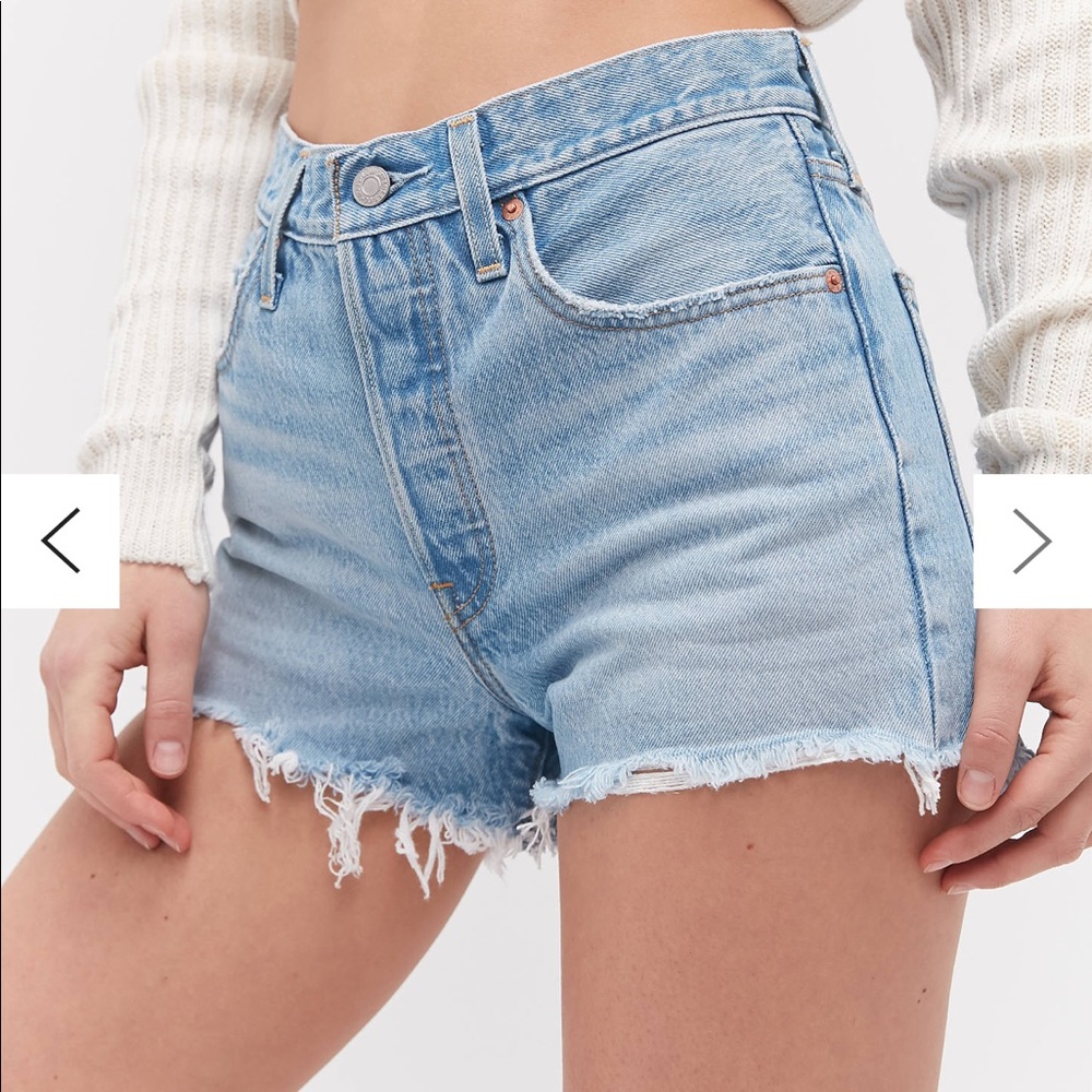 Levi’s 501 high waisted short